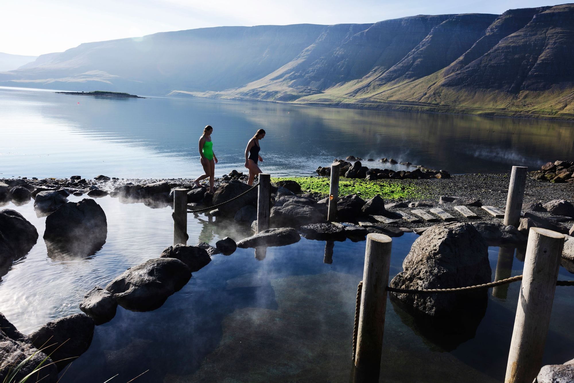 Sjóböðin í Hvammsvík Hot Springs - Saga Sig